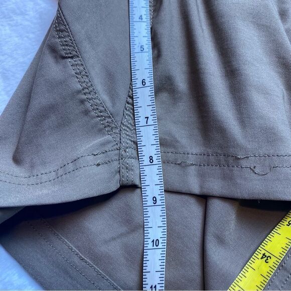 Duluth Trading Company Tan Flex Dry On The Fly Relaxed Fit Shorts Size 44 - Picture 10 of 10